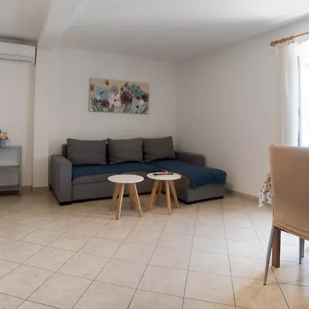 Guest house And By The Sea - 22597